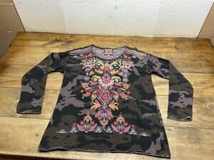 Johnny Was Workshop Embroidered Thermal Top Women's Medium Camo Floral Waffle
